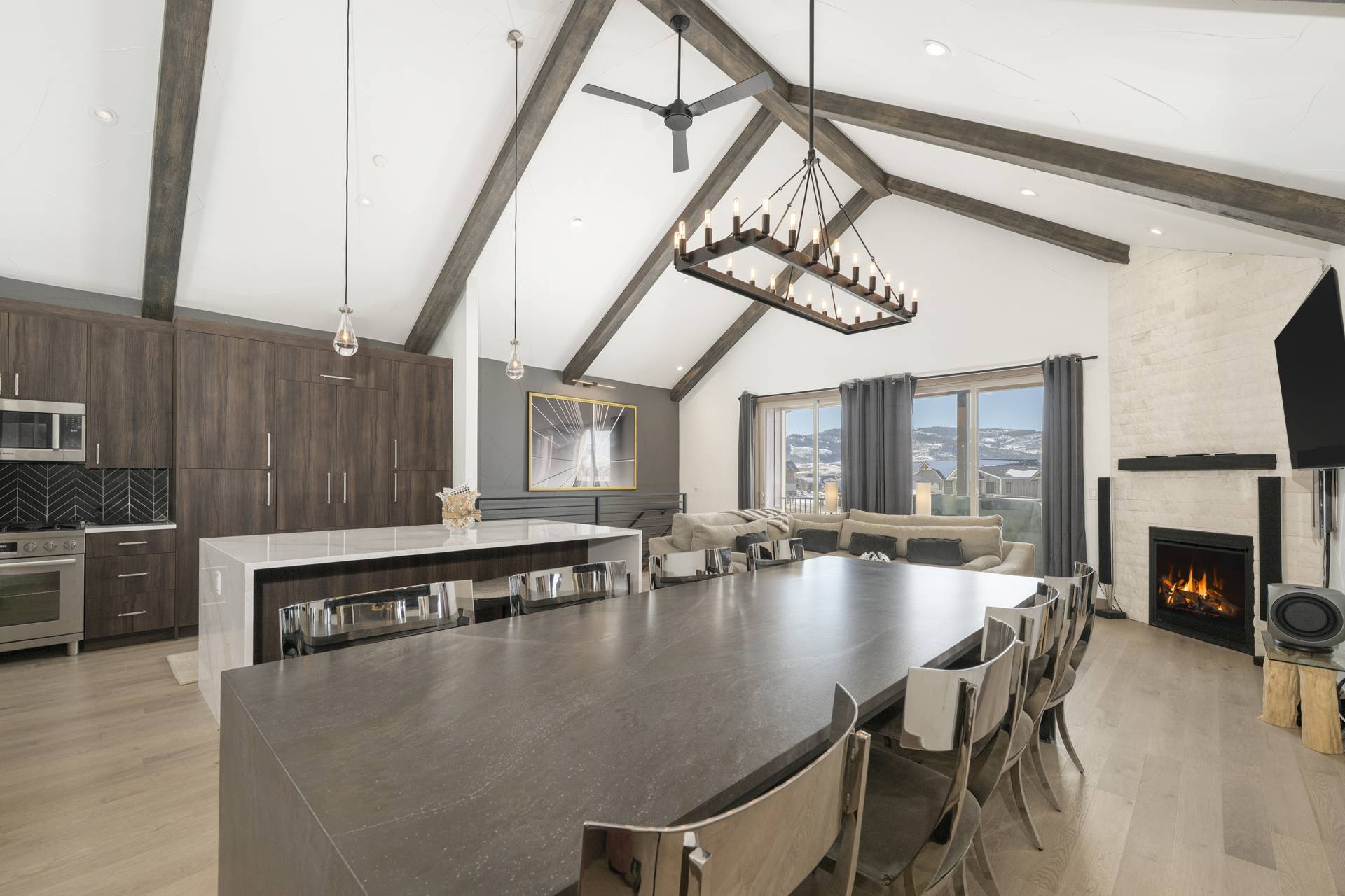 178 Eagle Ridge Drive - Dining Room